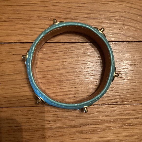 Coach turquoise aqua leather cuff bracelet gold brass turn locks all around. - Picture 2 of 4